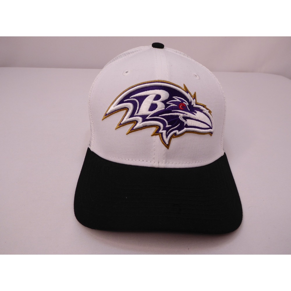 New Era 9SEVENTY Baltimore Ravens Trucker Cap Hat NFL White Black Snapback Cap